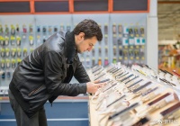 iPhone美国市场遇冷，中国折叠屏的机会来了？