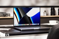 Mark Gurman：苹果 M3 款 MacBook Pro / Air 预计明年年初发布