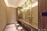 美容院加盟怎么选？克丽缇娜：美容院加盟投资的不二选择