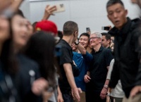 苹果设法降低中国依赖？乔布斯自传作者说出“大实话”