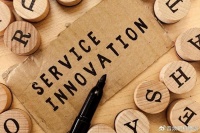 它是国产手机界中，小众但实力很强，同时凭卓越思维走到今天