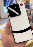 小米14系列“华为Mate60保护壳”曝光 这造型很难评