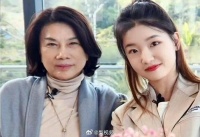 孟羽童一年半广告收入或达400万，业内人士称孟羽童月收入或达20万