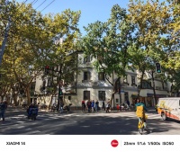 在玩新手机，不得不说目前主流社交网站对图片压缩的还是太凶了……