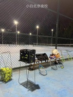 在夜校，年轻人用五百元“重启人生”