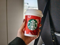 说真的，我觉得小米，OPPO和vivo，用上徕卡影调……