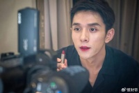 李佳琦频繁「翻车」背后：直播电商分化拐点已至