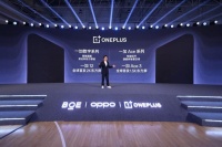 一加12屏幕上手：国产 OLED 新高峰