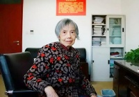 中国老太造出芯片，性能“媲美”10代酷睿，努力就会有收获！