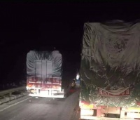 高速物流背后，疲惫的货车司机们