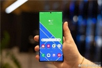 三星S24 Ultra官方海报出炉，S23沦为百元机创感人记录