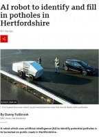 世界首个AI修路机器人将在英国上路测试：可识别、填平路面裂缝
