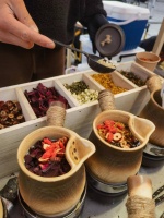 “把学历改成高中后，我终于找到了工作”