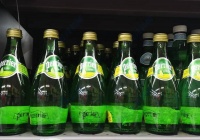 多款“天然矿泉水”被曝欺诈丑闻，知名品牌牵涉其中