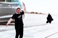 美媒：来华高管“小心”，这种表演逃不掉