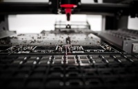 孙正义千亿美元豪赌！AI芯片被Sora彻底引爆了？