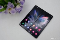 同样的故事，三星靠中国以外的市场称霸，国产手机靠国内崛起