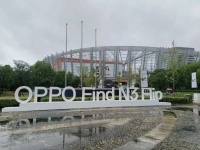 好看的小折叠手机，不好卖了