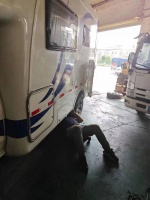 深圳年轻人不租房，住进房车：半年就后悔，半价亏本卖