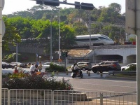 港深买房“双城记”