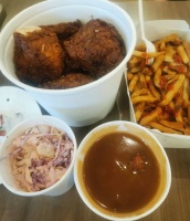 加拿大小城生活比起成都如何？两份炒饭450元