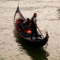 为什么旅行社开始害怕年轻人？