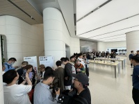 双旗舰战略回归？华为Pura 70开售即热销