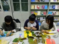 年轻人挤破头进社工岗