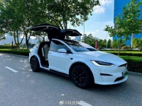 认真的，我打算这个月把我的特斯拉Model X卖了，也想采用周鸿祎的拍卖模式…