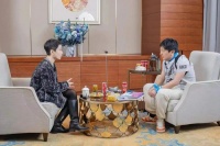 璩静给公关上了节课