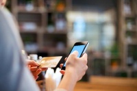 让外籍来华人员及老年人机场支付更便利 这项倡议书今日发布