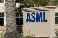 美媒：阿斯麦向荷兰政府保证，有能力远程瘫痪台积电位于台湾地区最先进的极紫外光刻机