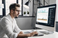 今年，很多软件公司没有销售，却业绩大暴发