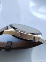 越来越多的身边人放弃Apple Watch而选择安卓手表，原因就是续航。