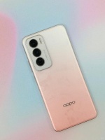 手里的iPhone突然不香了？首发实况+多项AI黑科技，国产赢麻了