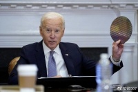 对华断供3个月，阿斯麦终于迎来反噬，外媒：光刻机成一堆废铁