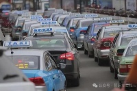 跑不到钱，网约车正在悄悄“重返”黑车时代！