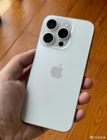 海外媒体也受不了？外媒整理iPhone 15系列五大问题，苹果尚需改进