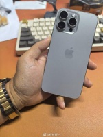 我说：iPhone真好用