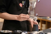 奶茶店 2 万月薪招店长，在香港