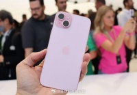 越来越多美国人正抛弃智能手机