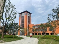 华为上海青浦造城，两个小时逛不完