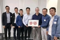 如果iPhone不让你用微信、抖音了，怎么办？