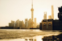 上海拍出 “地王”