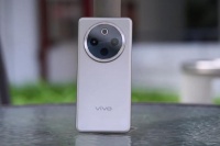 vivo Y300 Pro轻体验：机身轻薄，续航超能打