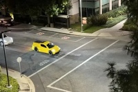 特斯拉Robotaxi首秀啥都没“秀”，马斯克“打车网络”打得过Uber吗？