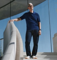 库克专访详谈苹果两大“豪赌”，为何不愿抢首发？