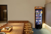 打工人的加班搭子，背后是一家 20 亿零售生意