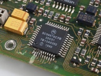 拜登再度出手，开始翻中国旧账？这次目标盯上中国“老芯片”