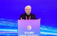 专访中国工程院院士、清华大学计算机系教授郑纬民：大模型回归理性，行业应用是趋势